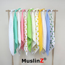 Load image into Gallery viewer, 70x70cm Muslin Cloths, 100% Cotton muslin squares by MuslinZ