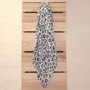 Bamboo muslin swaddle - Leopard print design