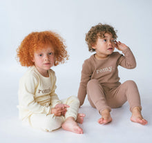 Load image into Gallery viewer, Biscuit