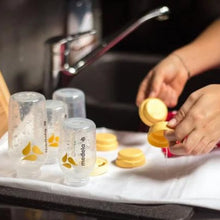 Load image into Gallery viewer, Medela Breastfeeding Store Bags and Feeding Bottles
