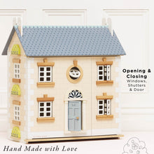 Load image into Gallery viewer, Bay Tree Wooden Dolls House