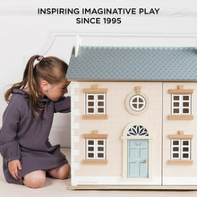 Load image into Gallery viewer, Bay Tree Wooden Dolls House