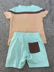 Eggshell colour block T shirt & shorts