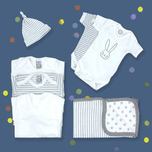 Load image into Gallery viewer, Newborn Clothes Starter Set - Stripe Print