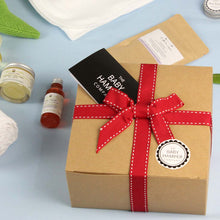 Load image into Gallery viewer, Supreme Baby Boys Luxury Gift Box - Personalise