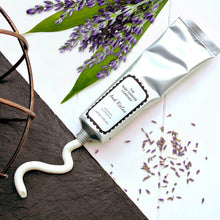 Load image into Gallery viewer, Treats for Mummy Gift Set