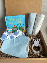 Load image into Gallery viewer, Baby boy gift box - Ready to go